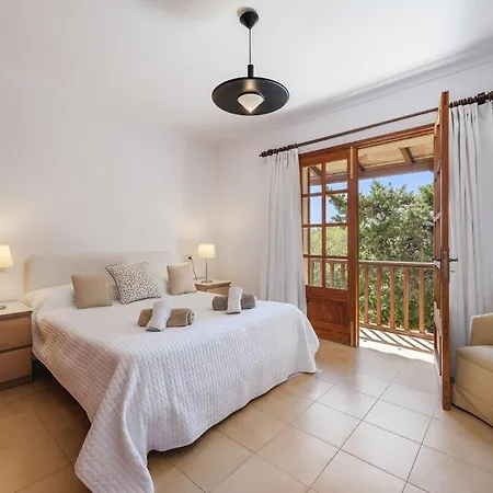 Curt Villa Pollenca
